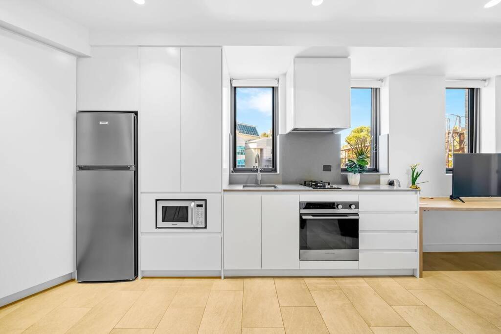 Studio For Long Term Tenants In Strathfield Cbd Sídney Exterior foto